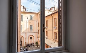 Navona Open Space Apartments